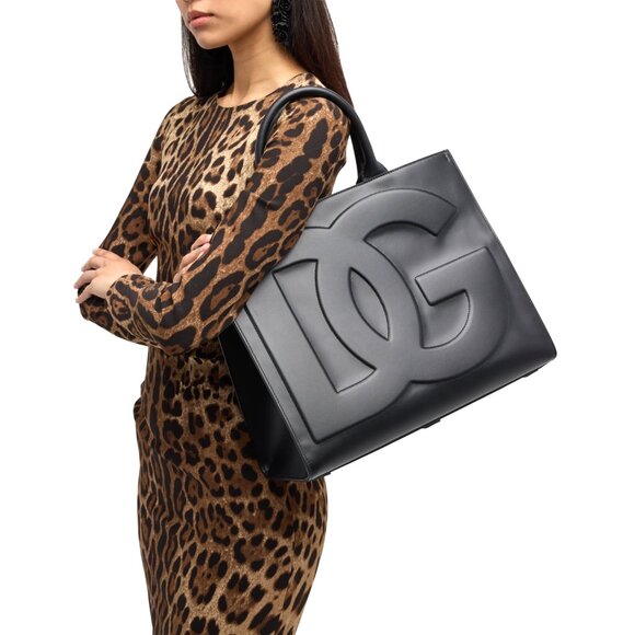Dolce & Gabbana Beatrice DG Embossed Logo Calfskin Tote – Black - Picture 5 of 11